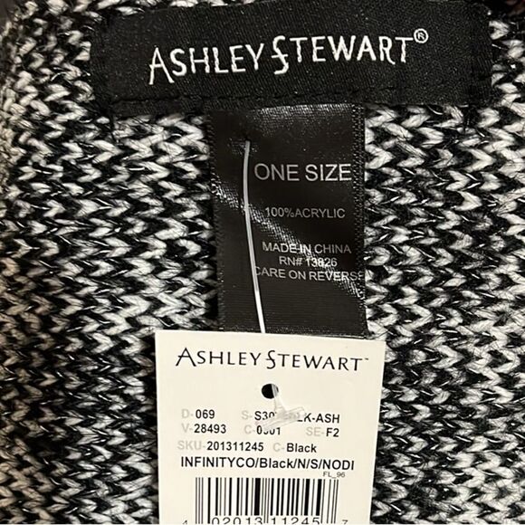 Ashley Stewart Metallic Houndstooth Infinity Scarf - Picture 8 of 9